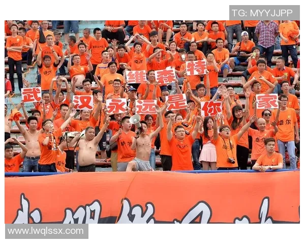 中国男足逆转取胜展现顽强斗志新星崛起点燃球迷热情