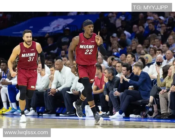 太阳与独行侠激战升级 双方明星球员强强对决引发关注