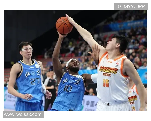 江苏肯帝亚与浙江稠州激战正酣 双方力争晋级季后赛关键一战 江苏肯帝亚与浙江稠州激战正酣 双方力争晋级季后赛关键一战