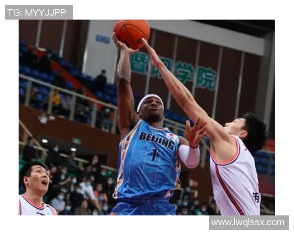 湖南工业大学足球队奋力拼搏 全力冲击省内外赛事新高峰