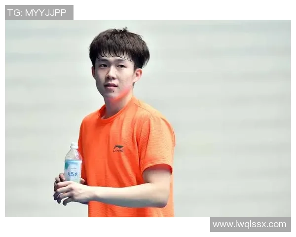 王楚钦用激情与实力点燃赛场展现年轻一代国乒的坚韧与担当