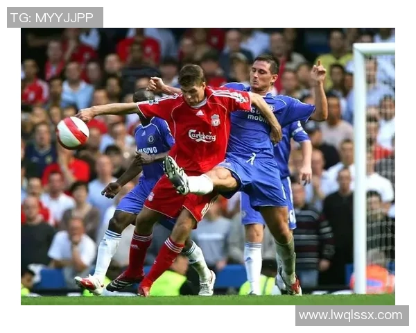 足球魅力无穷探索世界足坛发展历程与未来趋势